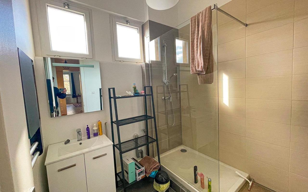 Dans Un Spacieux - 100m2 Au Centre Proche Gare Séjour chez l'habitant