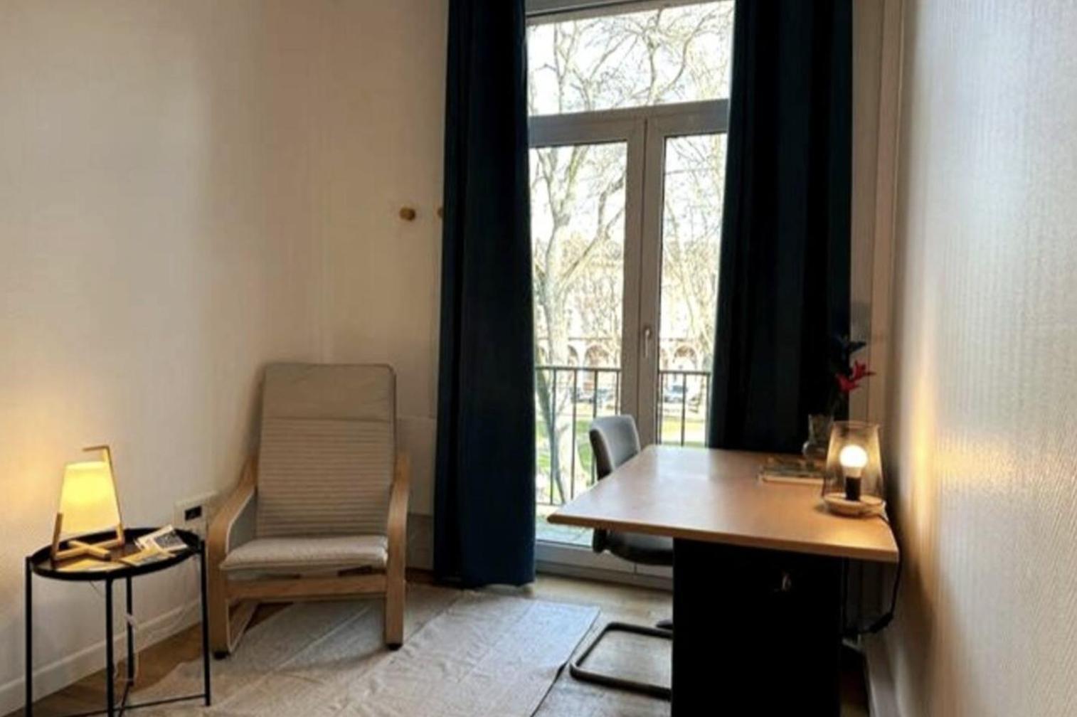 Séjour chez l'habitant Dans Un Spacieux - 100m2 Au Centre Proche Gare